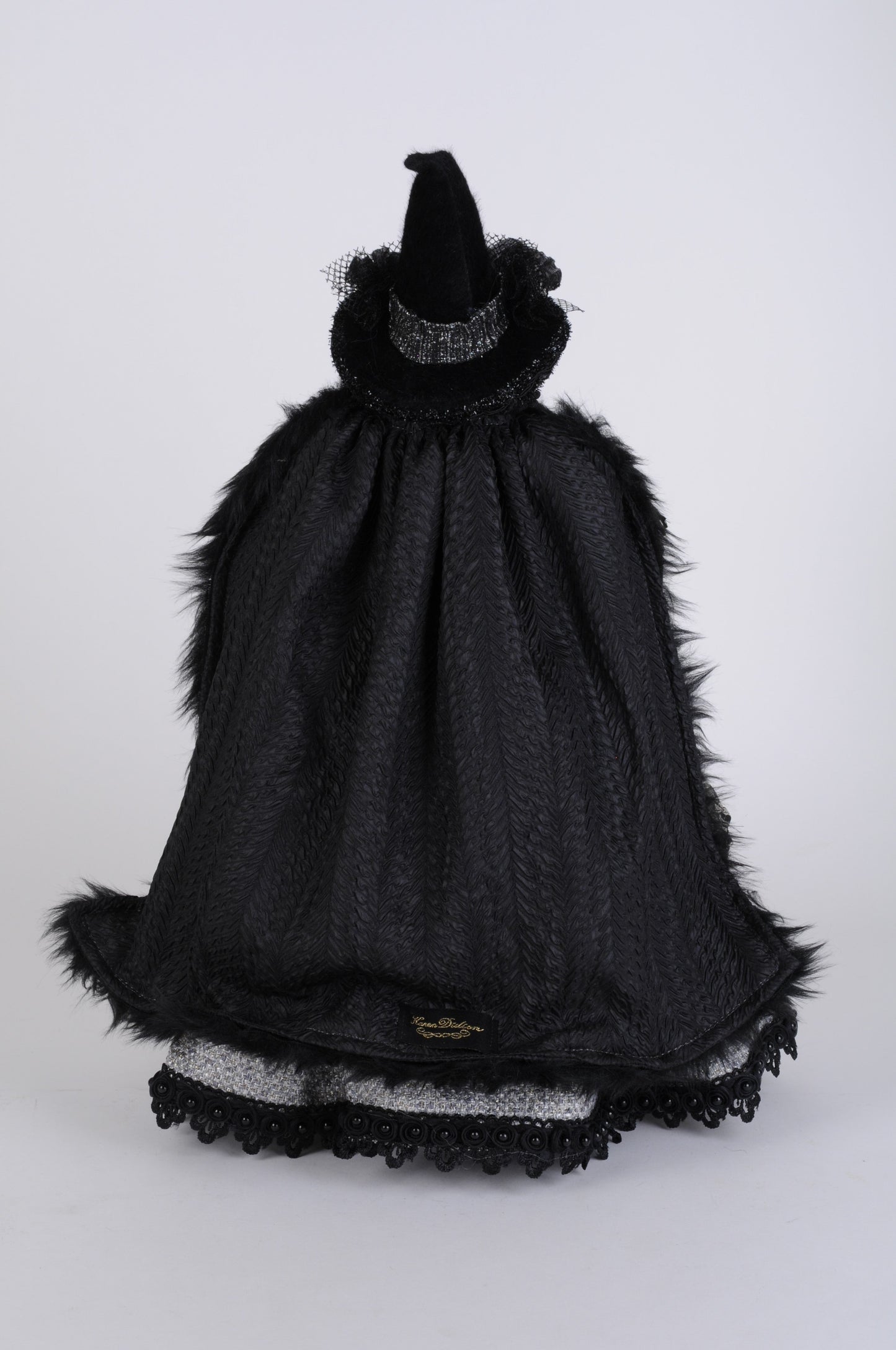 HA18-30 Greta Witch