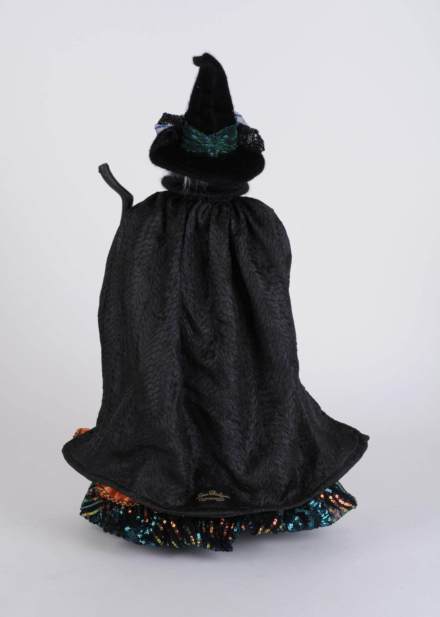 HA18-31 Lighted Tabitha Witch