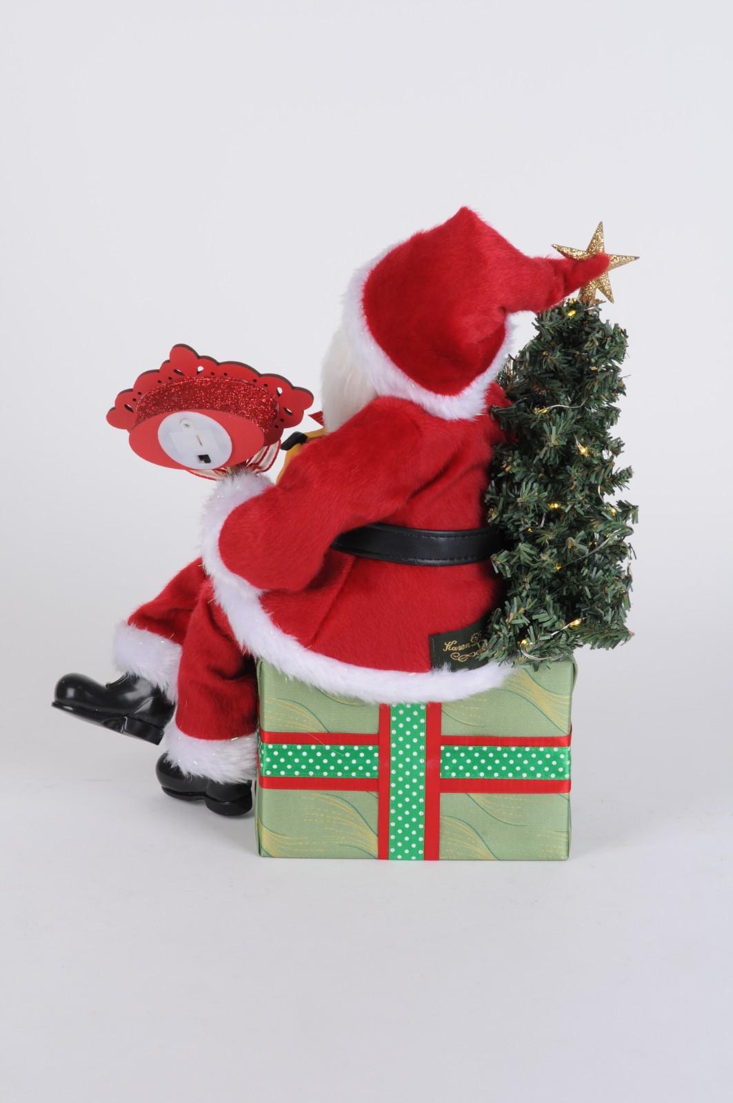 Lighted Mery Christmas Santa traditional theme full of Christmas memories, and Merry Christmas sign by A Coastal Christmas