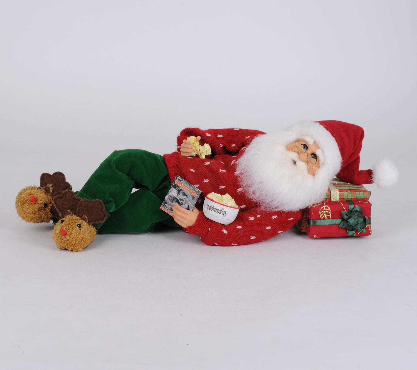 CC14-12 Popcorn and a Movie Santa