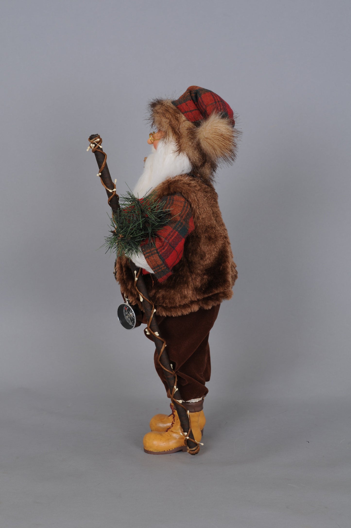 CC16-125 Mountaineer Santa