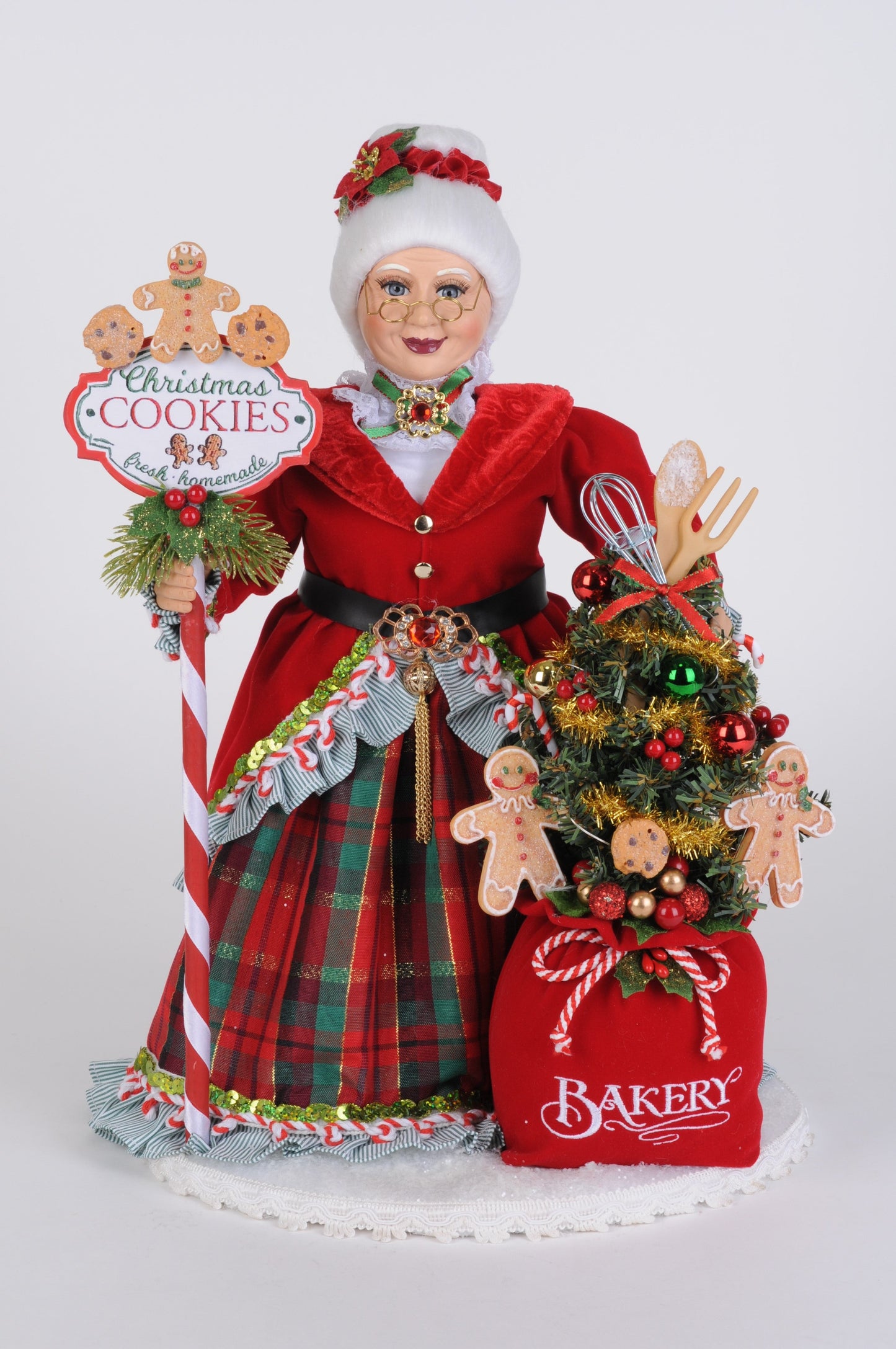 CC16-273 Lighted Mrs. Claus's Goodie Bakery