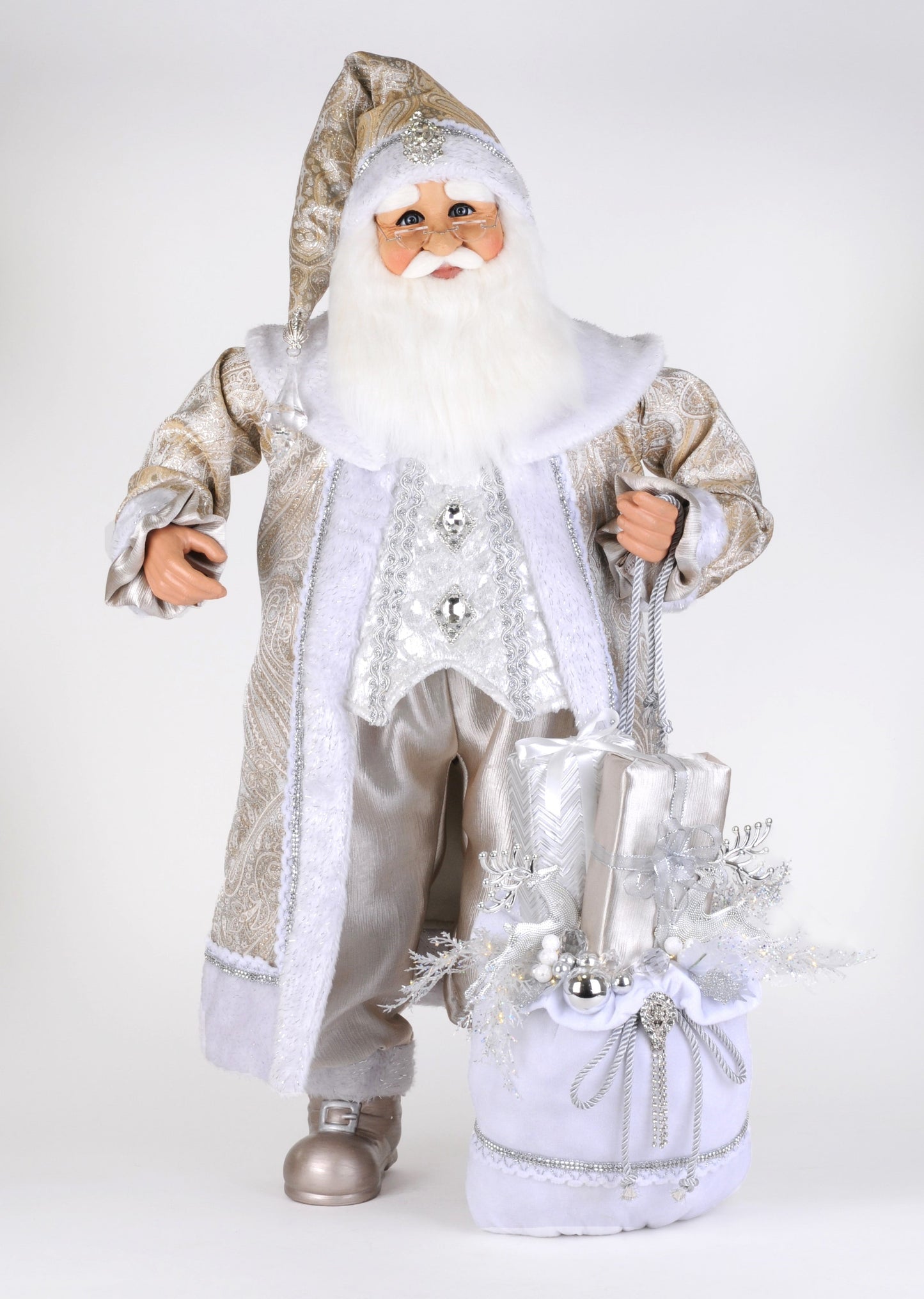 CC36-26 Lighted White Elegance Santa