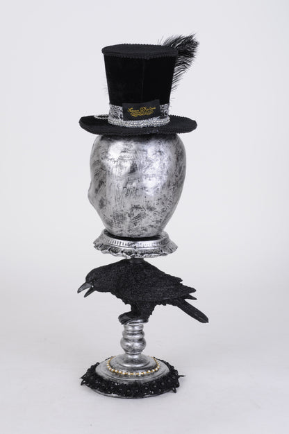 HA20-04 Silver Skull Pedestal