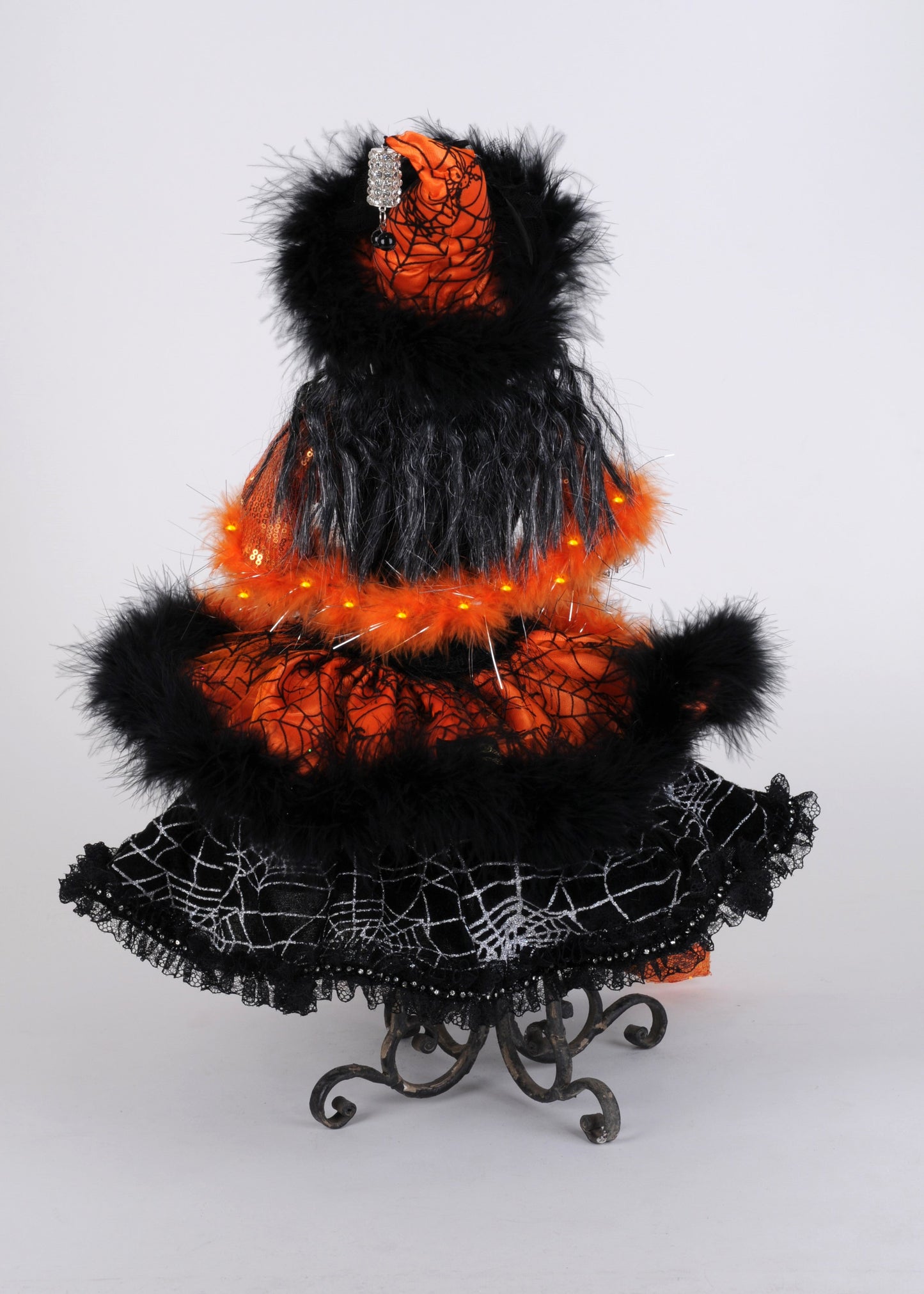 HA26-25 Lighted Glitzy Orange Witch