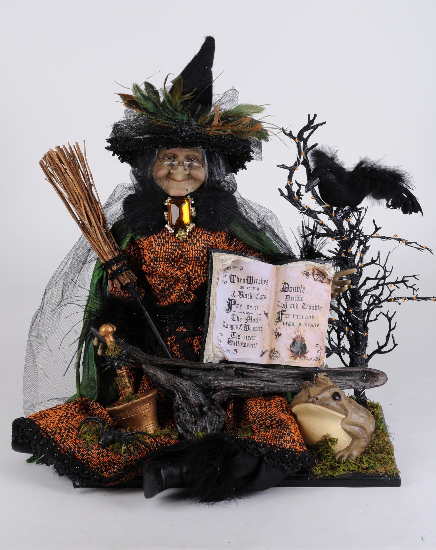 HASC-06 Lighted Sitting Edith Witch