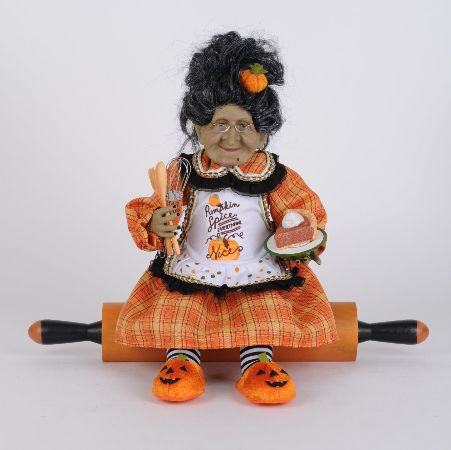 HASC-10 Pumpkin Spice Granny on Rolling Pin