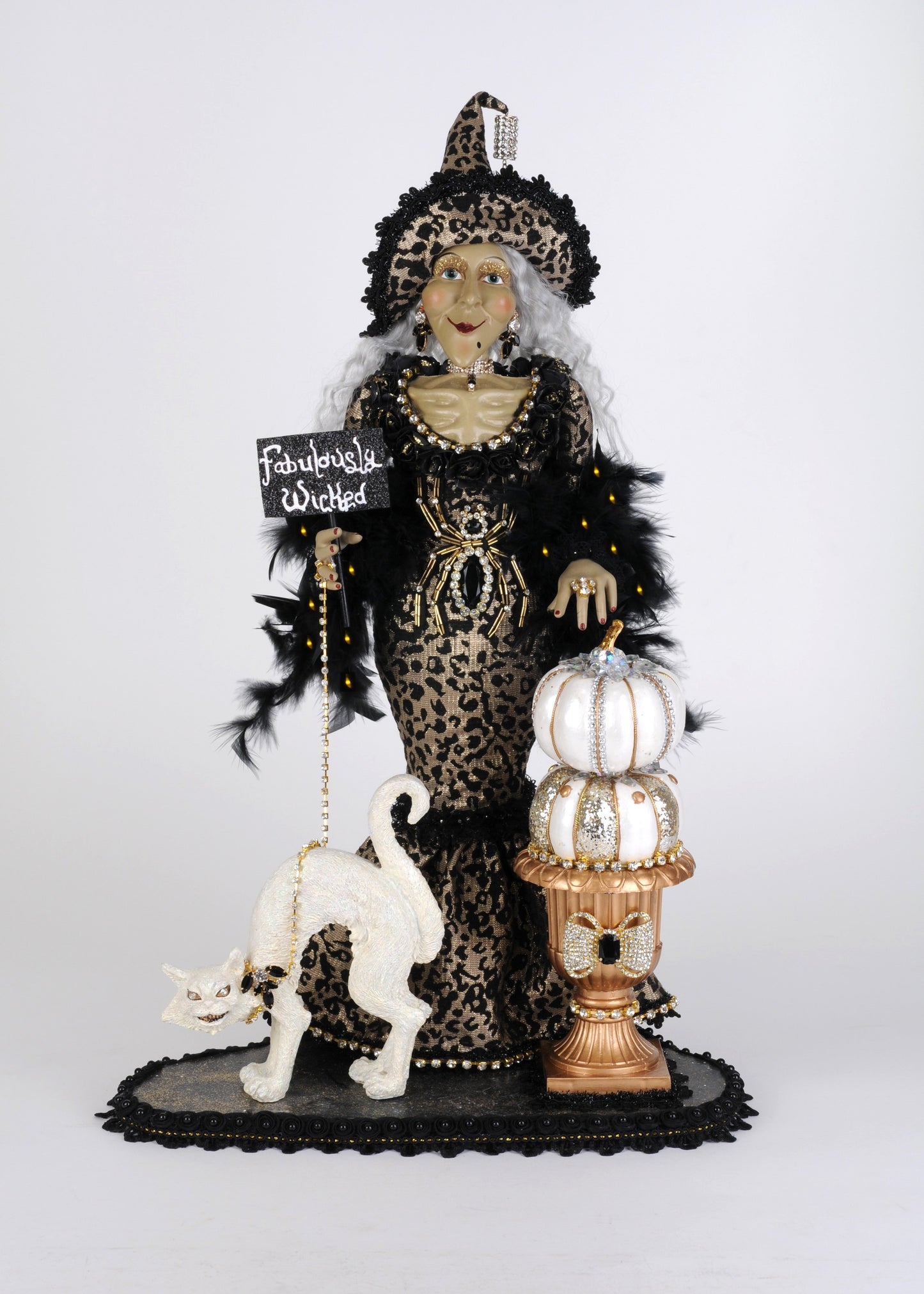 HASC-16 Lighted Fabulously Wicked Leopard Witch