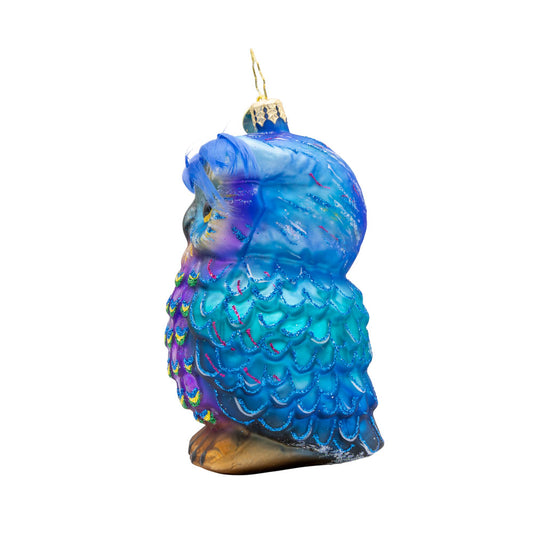 Regal Feathered Friend