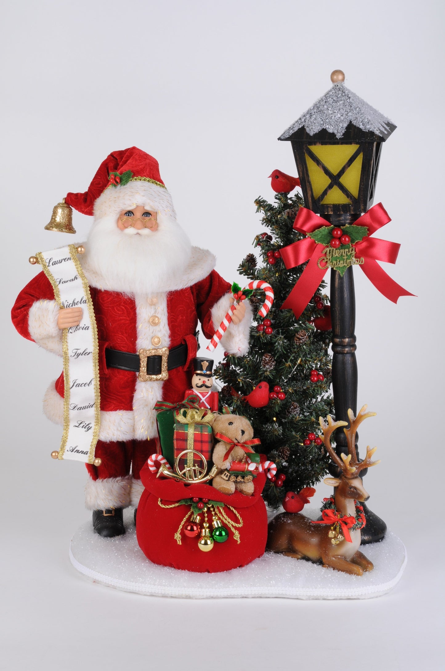 SC-64 Lighted Christmas Harmony Lamp Post
