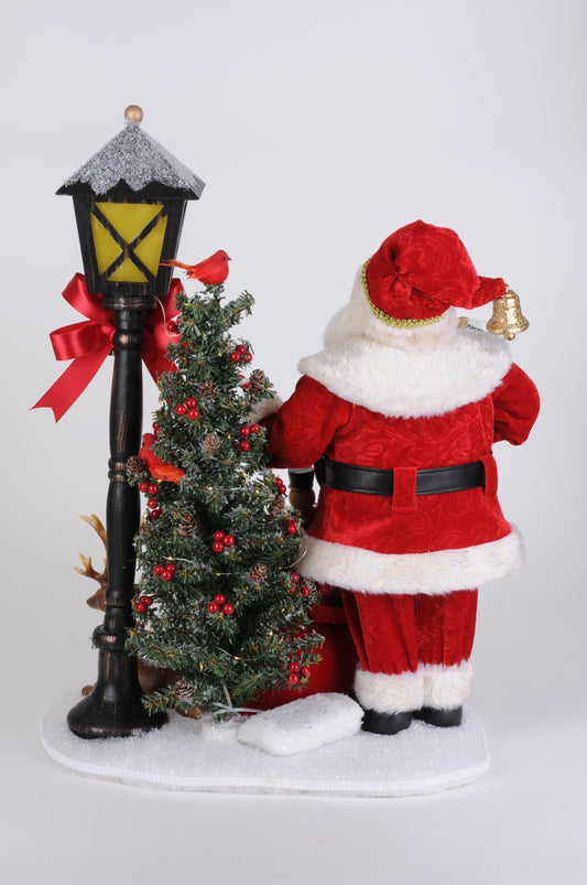 SC-64 Lighted Christmas Harmony Lamp Post